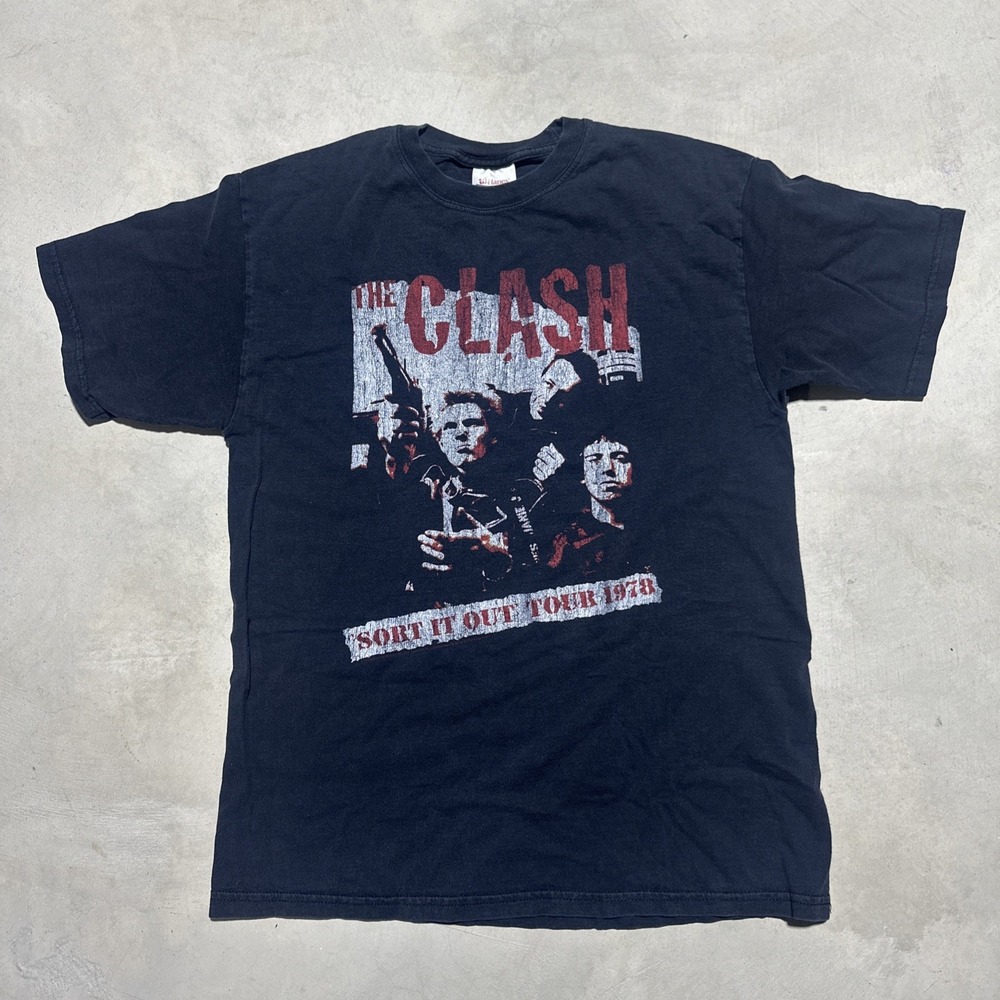 Rare Vintage Y2K The Clash Band Tour Music Concert Shirt Size Medium 2005